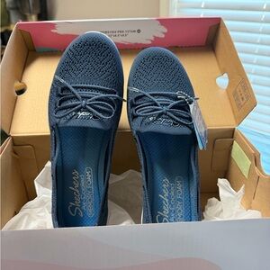 Skechers Women's Navy Sneakers